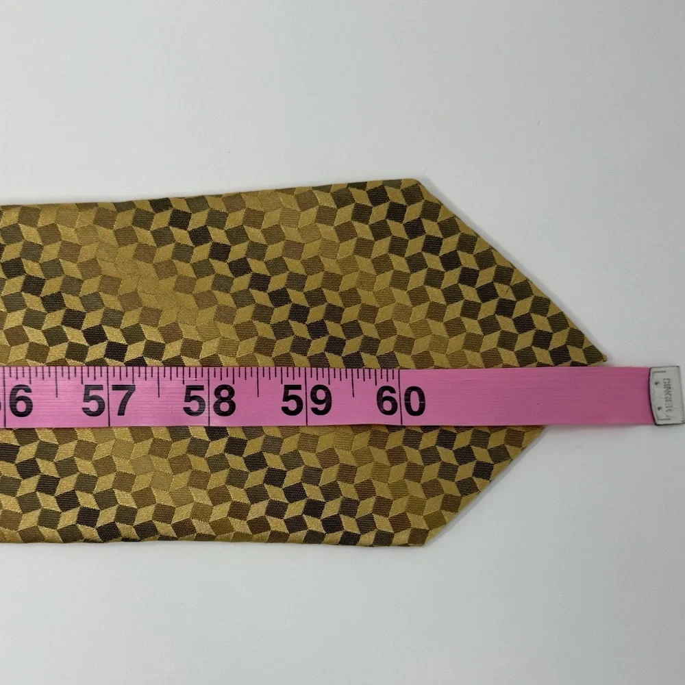 Dockers Silk Men's Necktie, tie, Teflon stain guard, geometric, formal, business